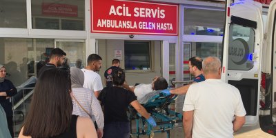 Kozan’da kamyonet ile motosiklet çarpıştı: 1 kişi yaralandı