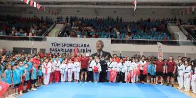 Adana Büyükşehir Yaz Spor Okulları’nda 30 bin çocuk sporla buluştu