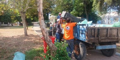 Yumurtalık’ta sahil ve Merkez Park’ta temizlik çalışması
