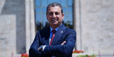 YENİ Parti Adana Milletvekili Burhanettin Bulut: “İletişim Başkanlığı 7 ayda 3,5 milyar lira harcadı”