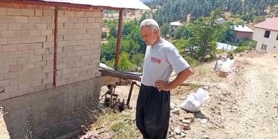 Kozan’da su borusu sorunu sürüyor: Mahalle sakininden yetkililere çağrı