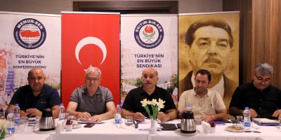 Eğitim-Bir-Sen Adana Şube Başkanı Mustafa Sarıgeçili: “Hak arayışımızı sahada ve masada sürdüreceğiz”