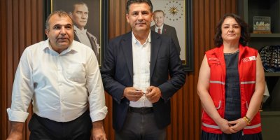 Kozan’da eğitime destek: 500 öğrenciye kırtasiye ve okul kıyafeti verilecek