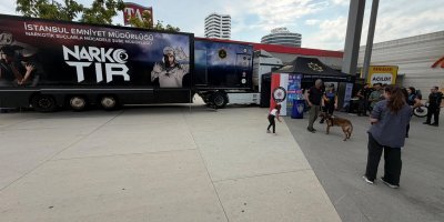 Adana polisi NARKOTIR ile vatandaşları bilgilendirdi