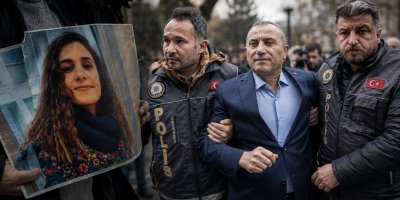 Adanalı eski vali Tuncay Sonel: “Dostlarımız ve sevdiklerimiz bizden en ufak bir şüphe duymasınlar”