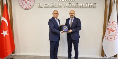 Adana İl Sağlık Müdürü Uzm. Dr. Halil Nacar ile AOSB Başkanı Bekir Sütcü çalışan sağlığını görüştü