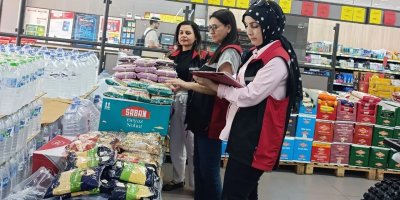 Kozan’da tarım ürünlerinin fiyatları sahada takip ediliyor