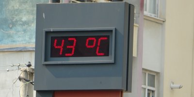 Adana’da eylül sıcağı: Termometreler 43 dereceyi gösterdi