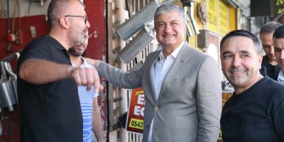 Vali Mustafa Yavuz’dan Mehmet Akif Ersoy Caddesi’nde esnaf ziyareti