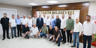 Yüreğir’de Başkan Vekili Tarık Özünal, muhtarların taleplerini dinledi
