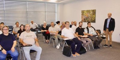 Adana’da zeytinyağında kalite ve ihracat eğitimi düzenlendi