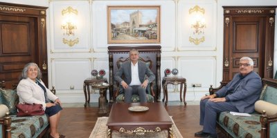 Adana Valisi Mustafa Yavuz, muhtarlar ve akademisyenlerle bir araya geldi