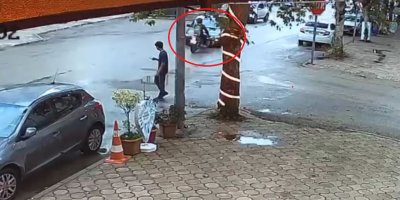 Kozan’da otomobil ile motosiklet çarpıştı: 17 yaşındaki sürücü ağır yaralandı
