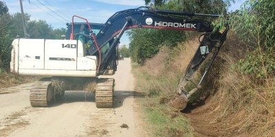 Yumurtalık Belediyesi’nden sel riskine karşı bakım ve temizlik çalışması