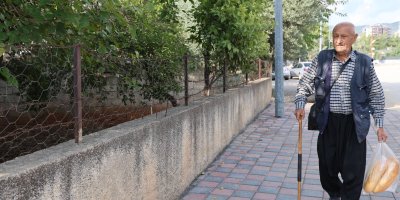 86 yaşında her gün 8 kilometre yürüyor: “Şükür ağrıyan yerim yok”