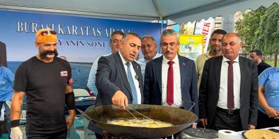 Karataş’ın deniz ürünleri Adana Lezzet Festivali’nde tanıtıldı