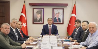 Karataş Sera OTB’de çalışmalar sürüyor: Yatırım süreci değerlendirildi