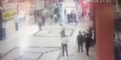 Adana Otogarı'nda değnekçiden bilet aldı; İade etmek isteyince dayak yedi