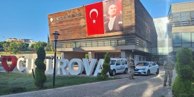 Çukurova Belediyesi’ne operasyon: 44 kişi gözaltına alındı
