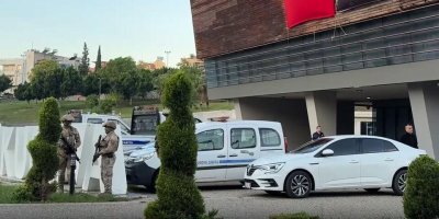 Çukurova Belediyesi operasyonunda gözaltına alınan kişilerin isimleri belli oldu