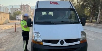 Kozan’da polis denetimi: 4 hükümlü yakalandı, 41 araç trafikten menedildi