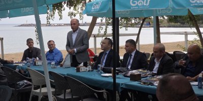 Yumurtalık Belediye Başkanı Erdinç Altıok muhtarlarla bir araya geldi