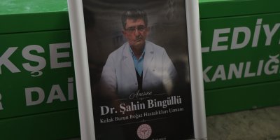 Tekne kazasında hayatını kaybeden doktor Adana’da toprağa verildi