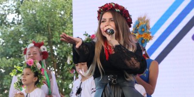 Adana Gençlik ve Kültür Şenliği’nde Ukrayna kültürü sahneye taşındı