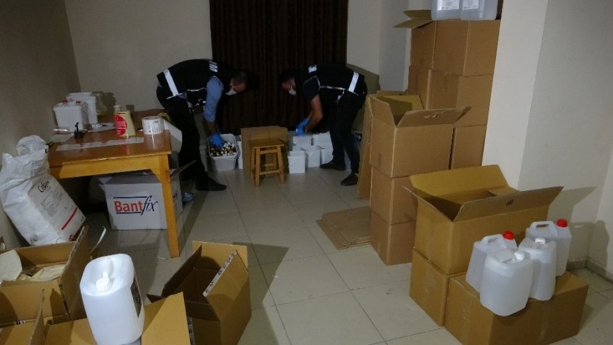 Adana’da bin 305 litre etil alkol ele geçirildi