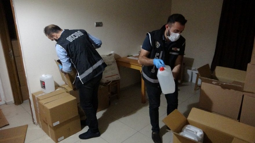 Adana’da bin 305 litre etil alkol ele geçirildi