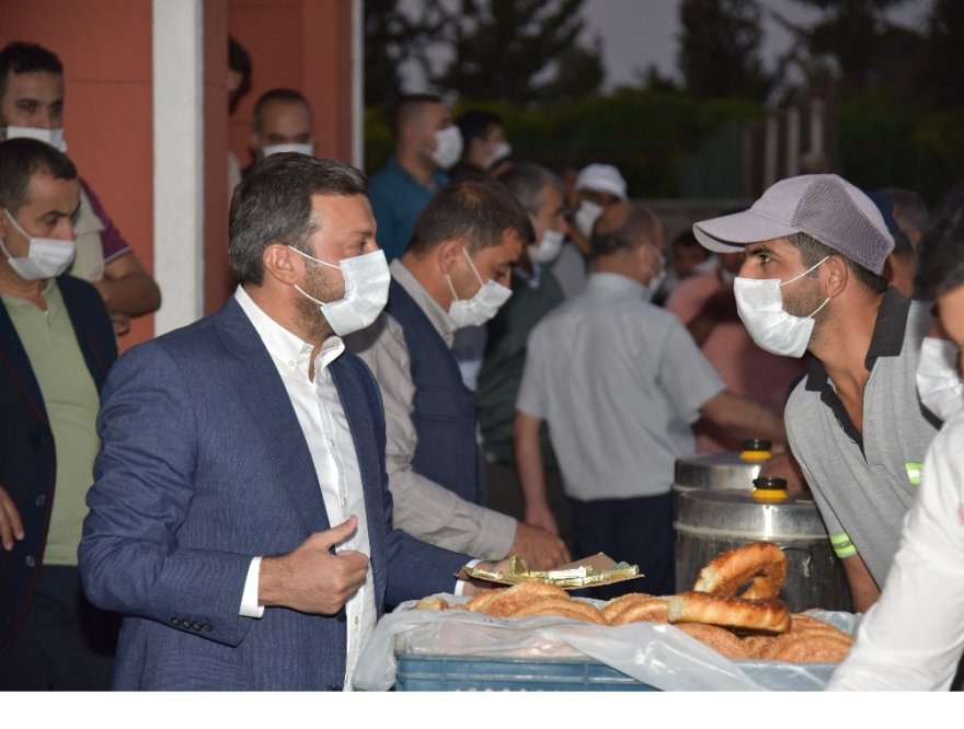 Başkan Kocaispir gün doğmadan işçilerle buluştu