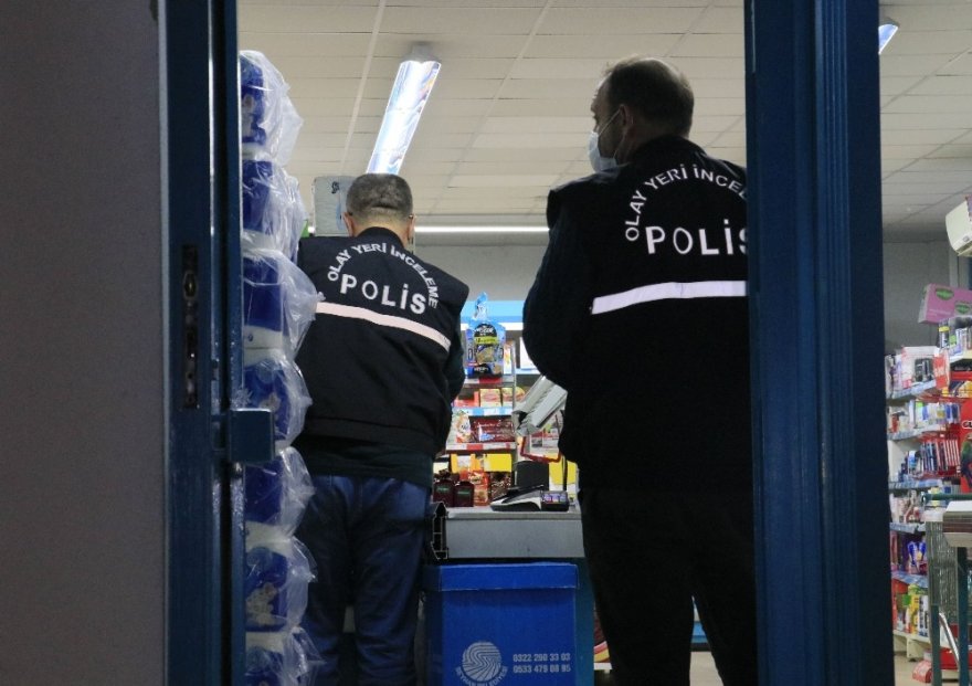 Adana Pınar Mahallesi'nde kar maskeli, pompalı tüfekli market soygunu!