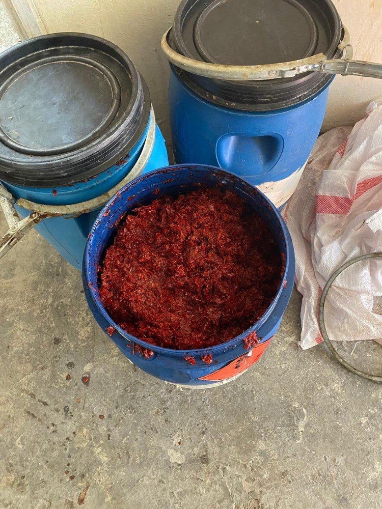 Adana’da nargile tütünü imalathanesine baskın