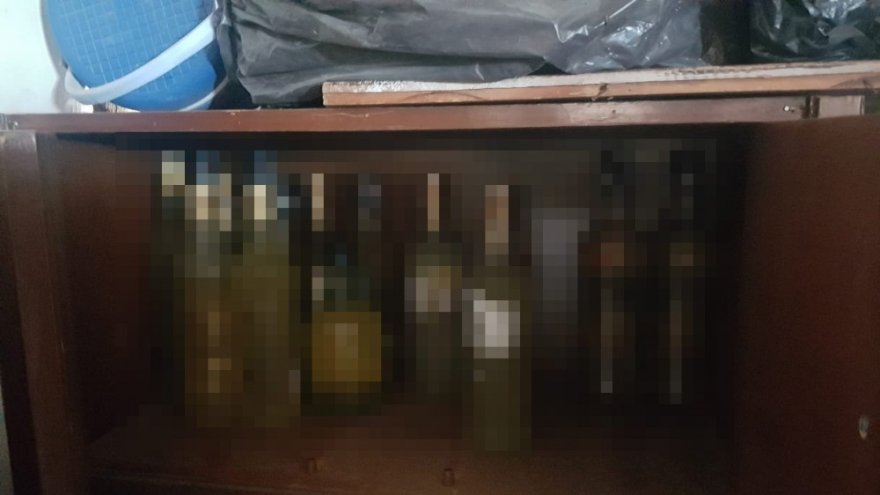 Düdüklü tencereyle sahte içki yaptılar