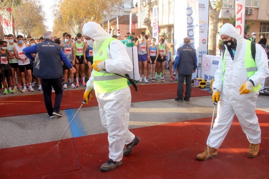 Maskeli, dezenfeksiyonlu maraton