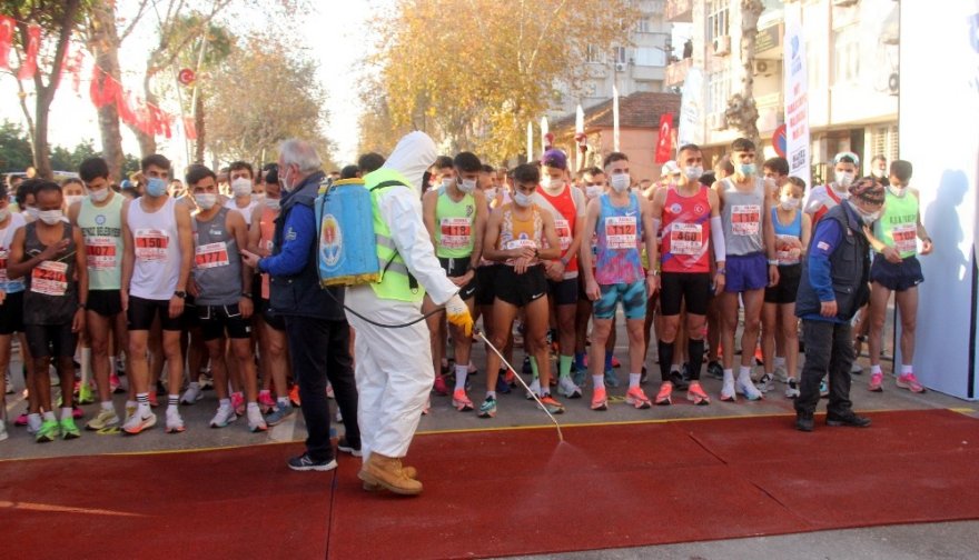 Maskeli, dezenfeksiyonlu maraton