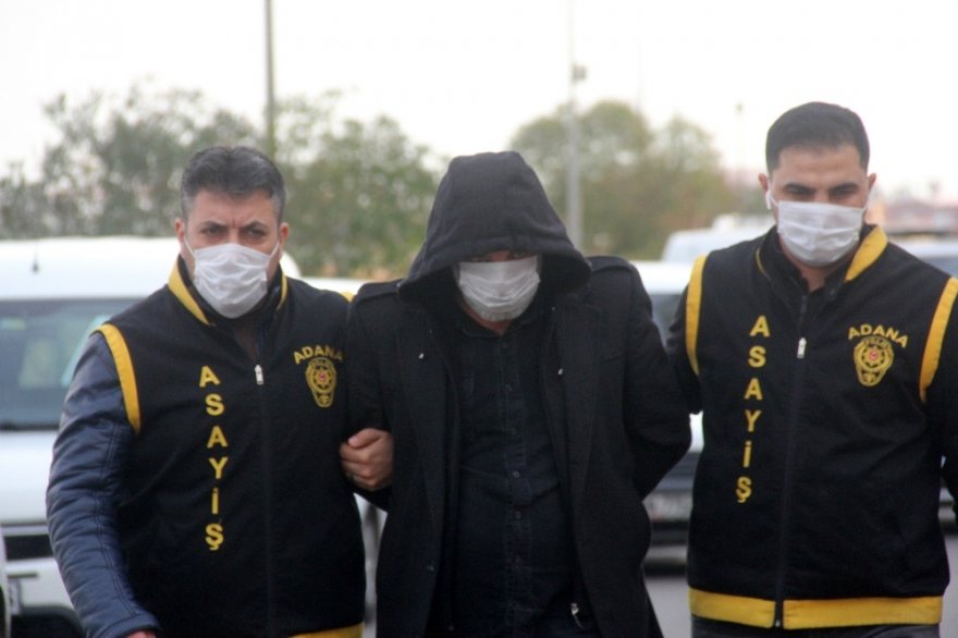 Sahte polis arama bahanesiyle vatandaşı soydu