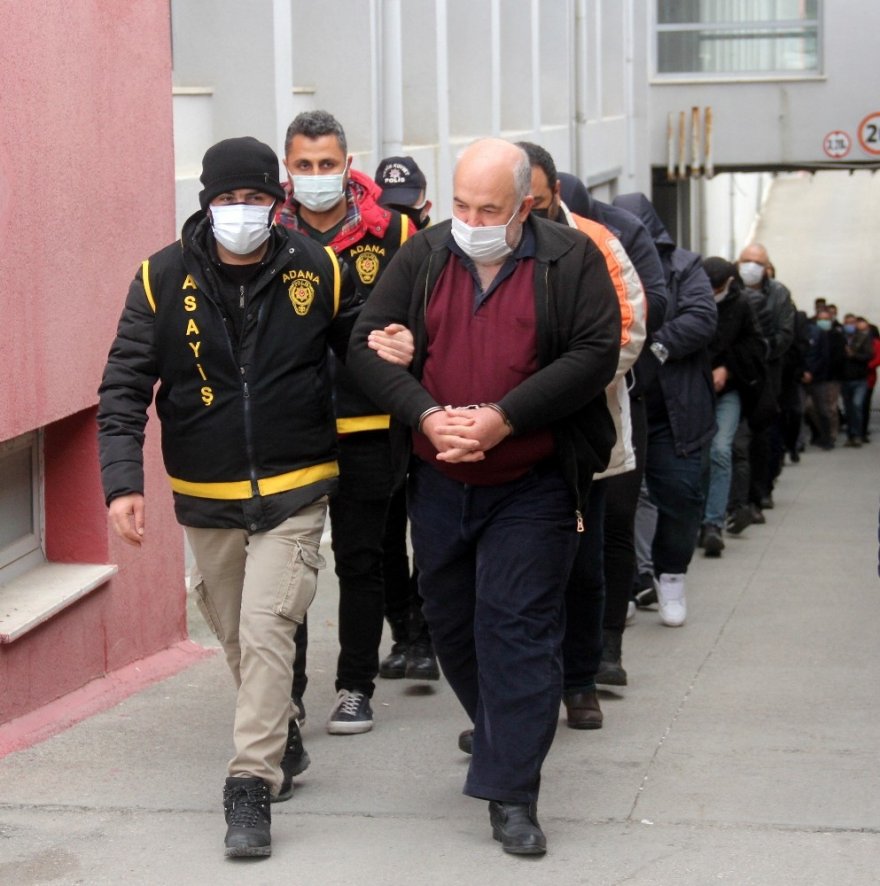 Oto hırsızlık çetesine 20 tutuklama