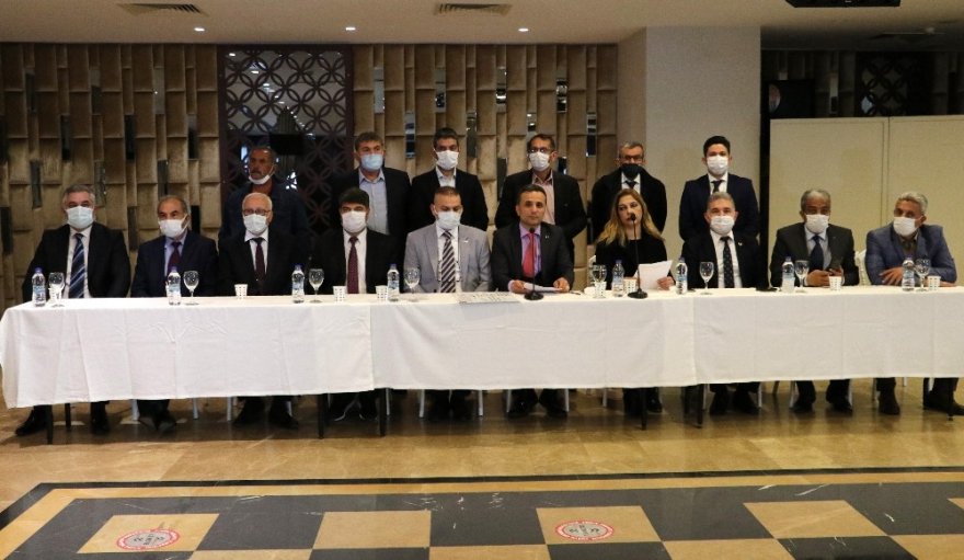 İYİ Parti Adana’da 29 kişiden ortak istifa açıklaması