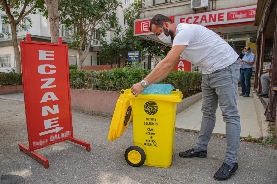 Adana’da atık ilaçlar toplanıyor
