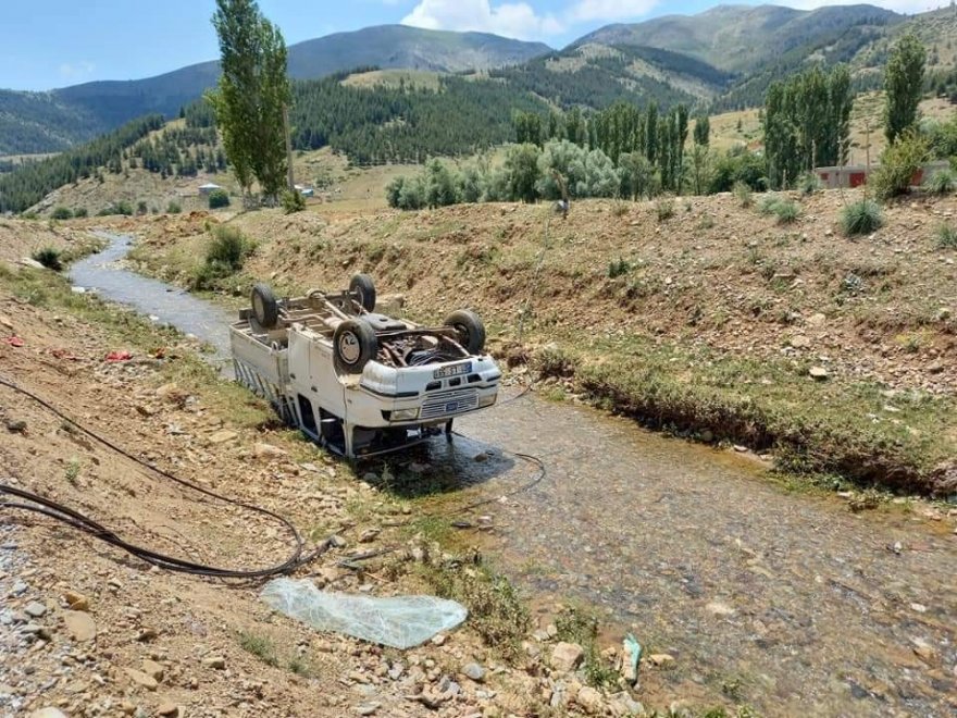 Feke yolunda kaza: 5 yaralı