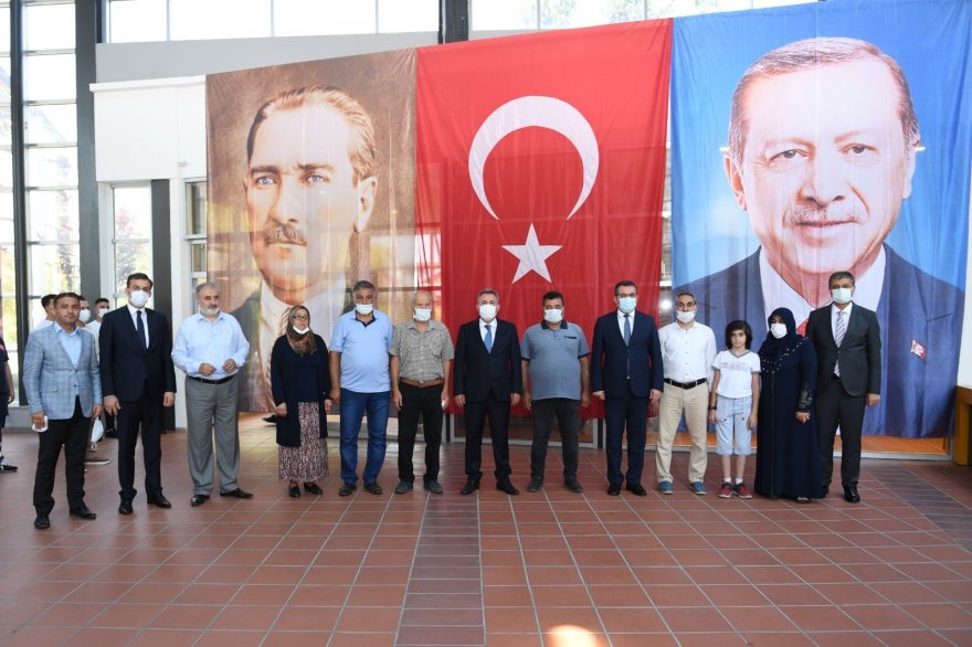 Adana’da "15 Temmuz" konulu fotoğraf sergisi açıldı