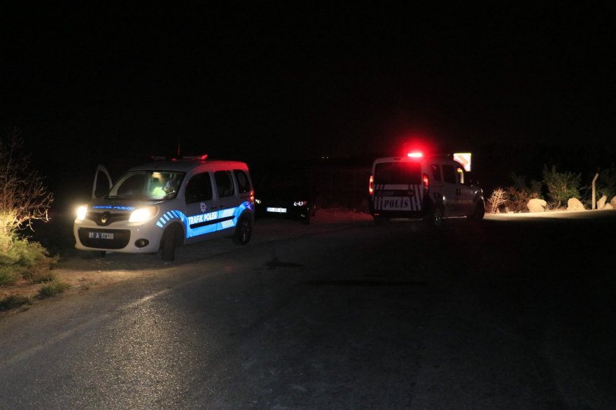 Adana’da otomobil drenaj kanalına düştü: Anne ve 4 çocuğu yaralandı