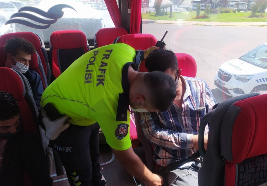 Otobüslerde emniyet kemeri uygulaması