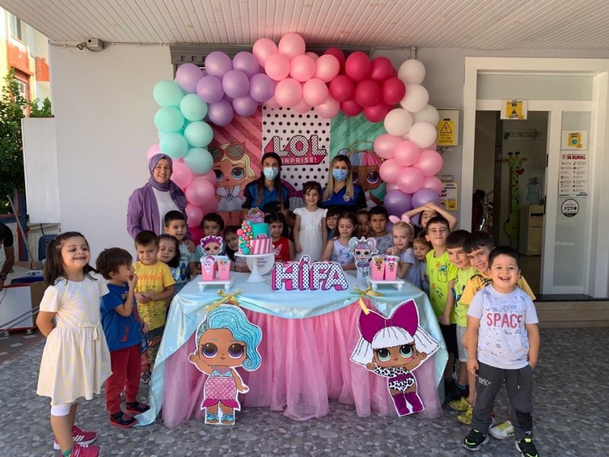 Polisler şehit Ahmet Oruç’un kızının doğum gününü kutladı
