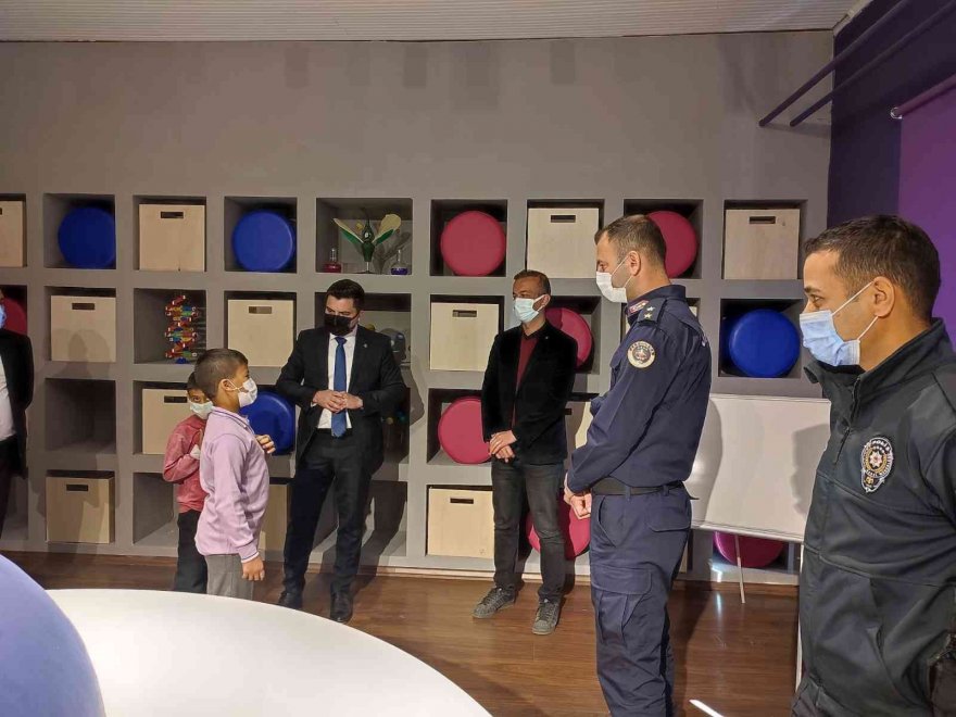 Şehit İsmail Moğol İlk-Ortaokuluna "Şehitlik Köşesi"