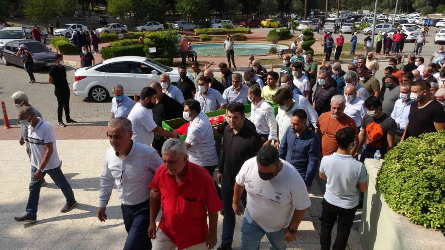 Varda Köprüsü'nden düşerek ölen Hatice’nin cenazesi defnedildi