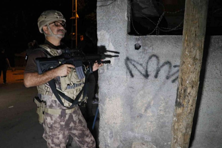 Adana’da “Cono Aşiretine” operasyon: Çok sayıda gözaltı var