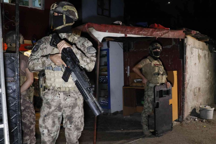 Adana’da “Cono Aşiretine” operasyon: Çok sayıda gözaltı var