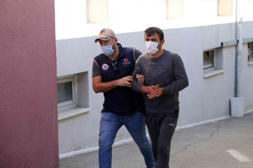 Adana’da PKK üyesi olmaktan aranan 3 kişi yakalandı